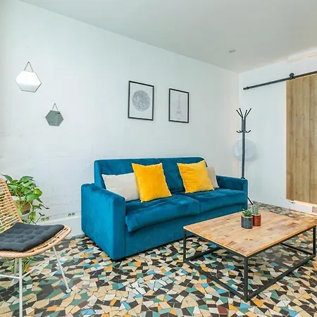 Luma Oberkampf - Jean Pierre Timbaud Apartment